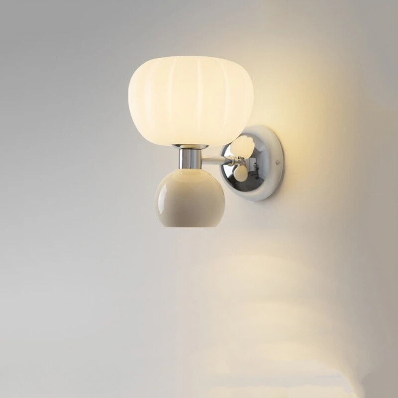 RadiantAura – Luxury LED Wall Lamp with G9