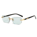 Linda Shades – Trendy Sunglasses with Tropical Flair