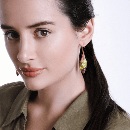 Amaris Earrings - Elegant Teardrop Earrings