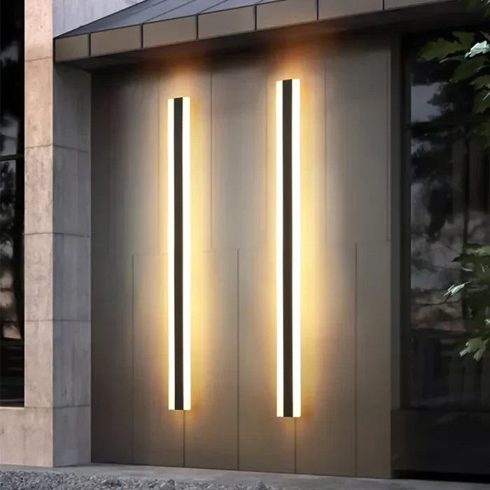 RainGuard Light - Durable Weatherproof Wall Lamp