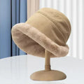 WinterGlow Beanie – Luxury and Warm Hat for Cold Days