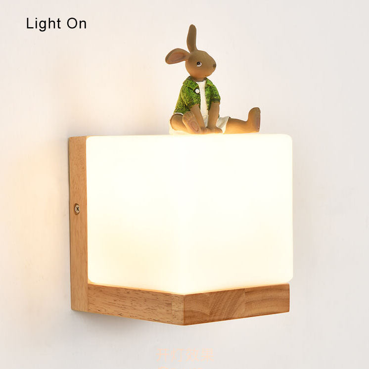 EcoChic Cube Wall Light – Sustainable & Modern Design