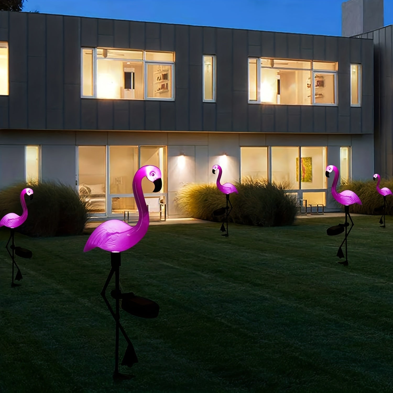 Solar Flamingo Light - Elegant Solar-Powered Flamingo Garden Lamp