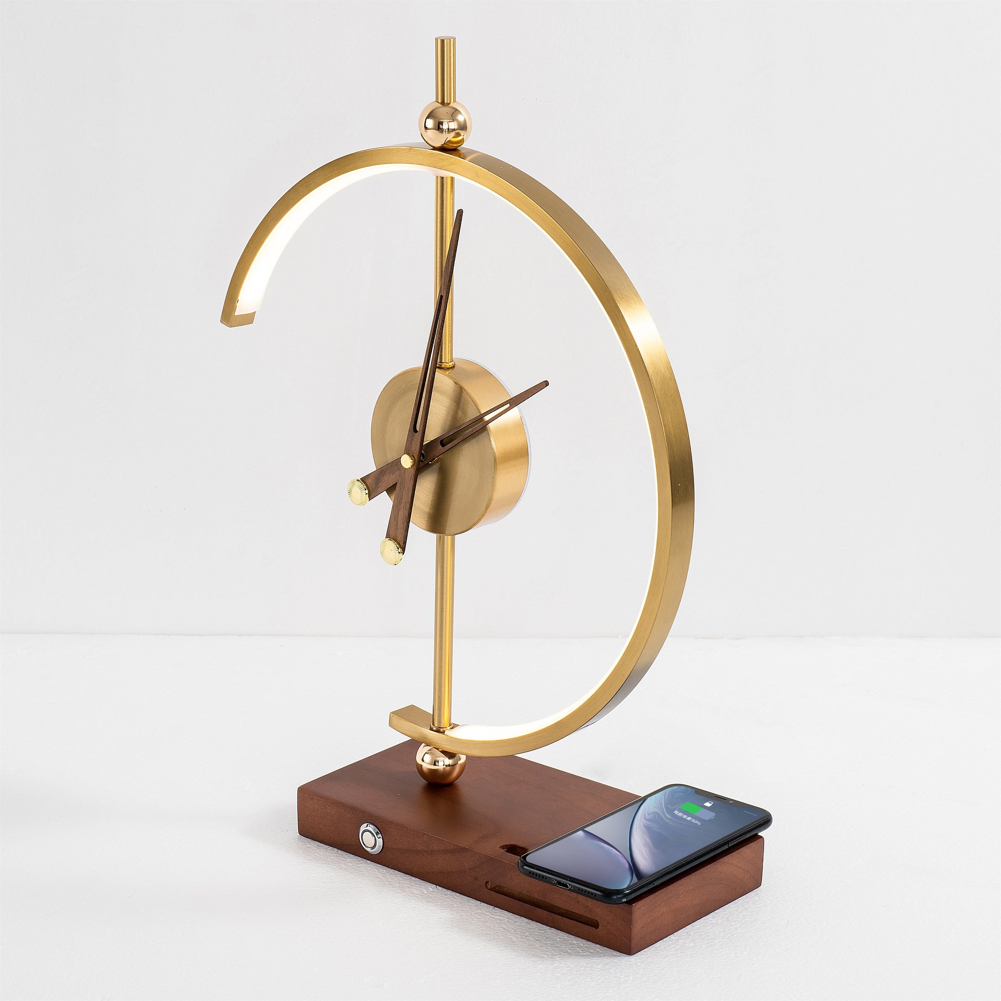 Aurora Luxe Table Lamp – Gold Design with Wireless Charging