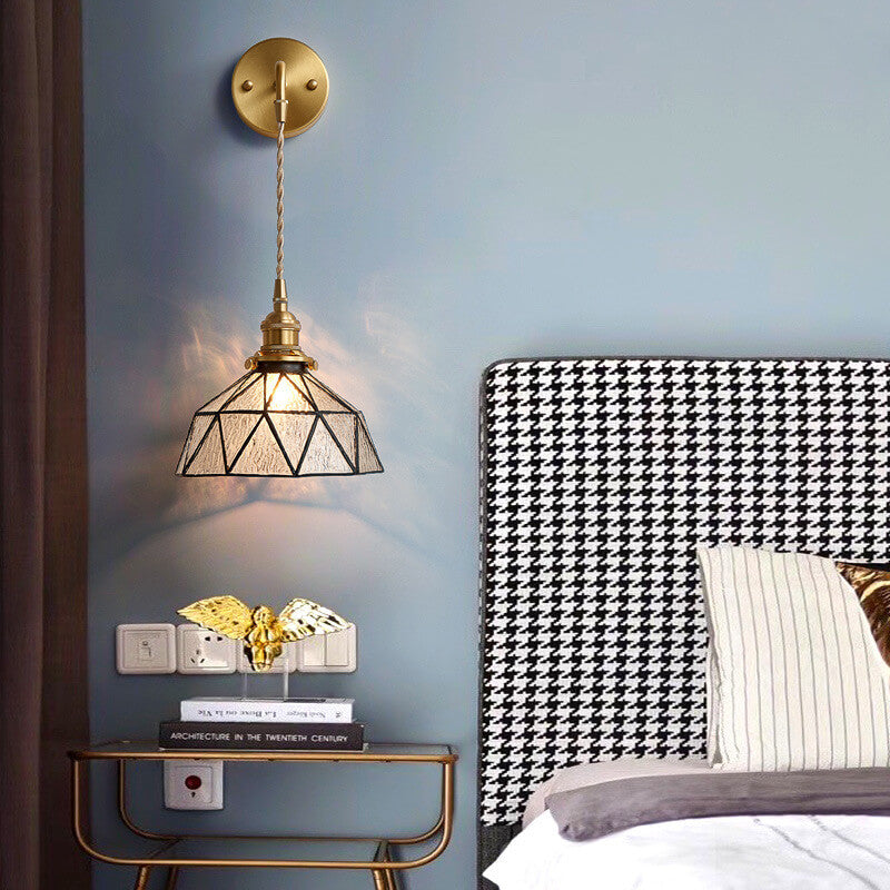 Aquarius – Elegant Wall Lamp with Water Ripple Glass