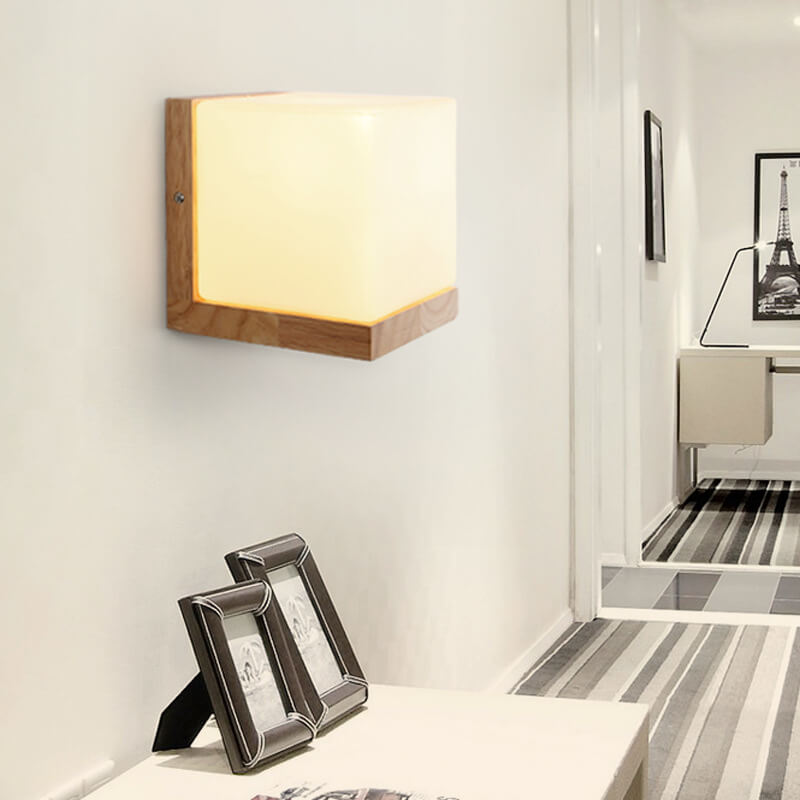 EcoChic Cube Wall Light – Sustainable & Modern Design