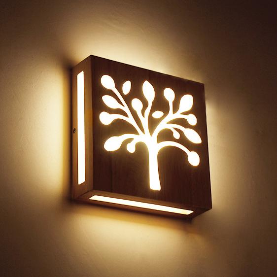 NatureShine – Atmospheric Wooden LED Wall Lamp
