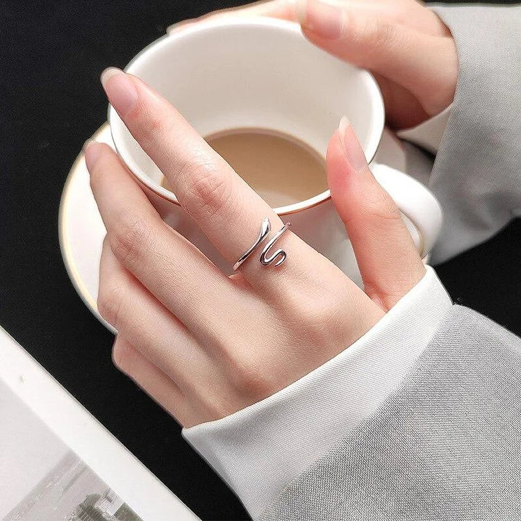 Amira Adjustable Snake Ring - Perfect Fit for Your Style!