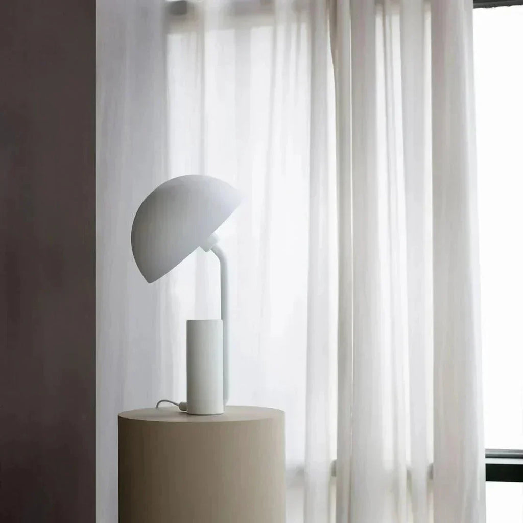 ShadeLicht – Modern Adjustable Table Lamp with Geometric Design