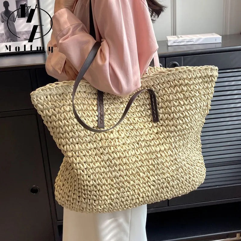 Dionne – Elegant Leather Handbag for Women
