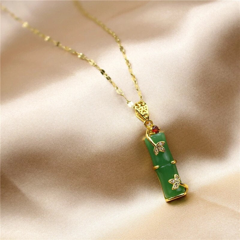 Spiritual Jade Amulet Necklace | A Breathtaking Piece of Jewelry with Meaning