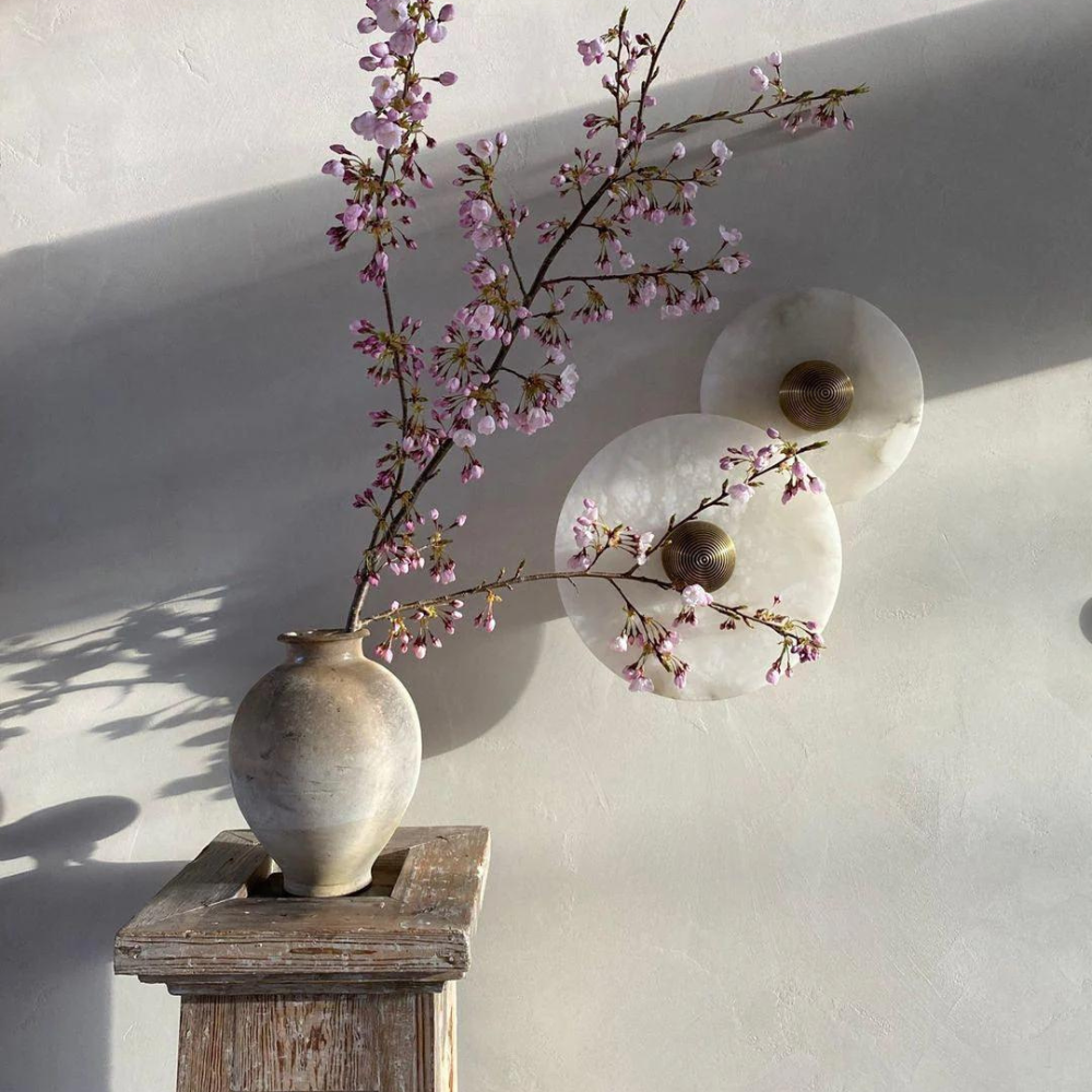 Aurora d'Or - Round Alabaster/Aluminum Wall Lamp