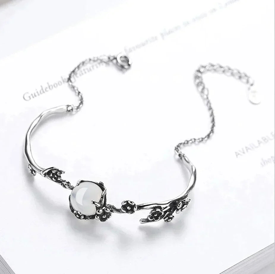 MoonGleam Bracelet - Elegant Silver Bracelet for Every Occasion
