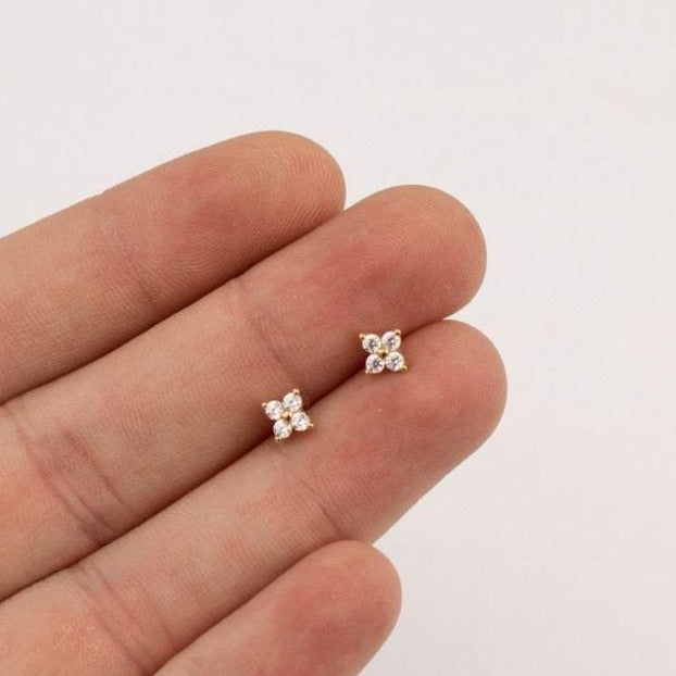 Sophie Studs – Elegant Floral Earrings