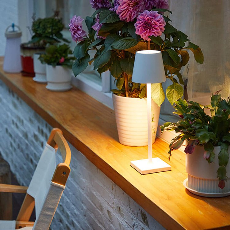 Wireless GlowLight LED Table Lamp - Lighting For Every Mood