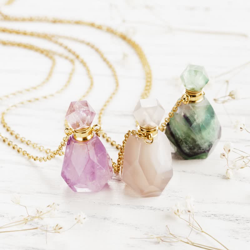 Elegant Necklace with Crystal Perfume Bottle - Iris