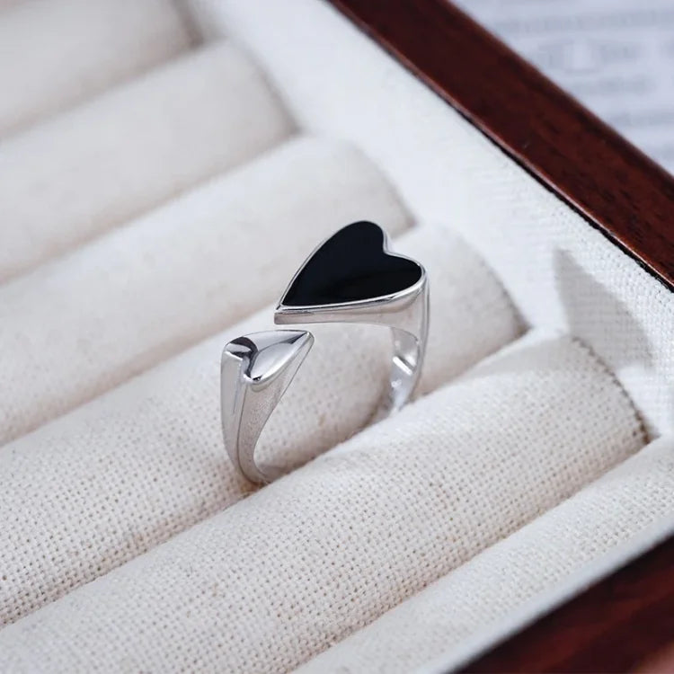 Adjustable Symmetrical Heart Ring - The Enchanting Evelyn