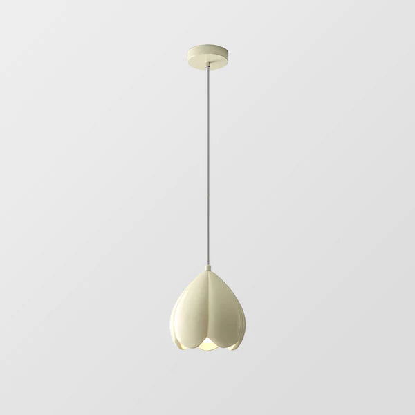 FlowerGlow Pendant Lamp - Elegant Cream-Colored Pendant Lamp for Warm, Atmospheric Interiors