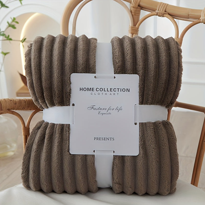 Luxury Flannel Polyester Blanket – Ultimate Comfort & Warmth