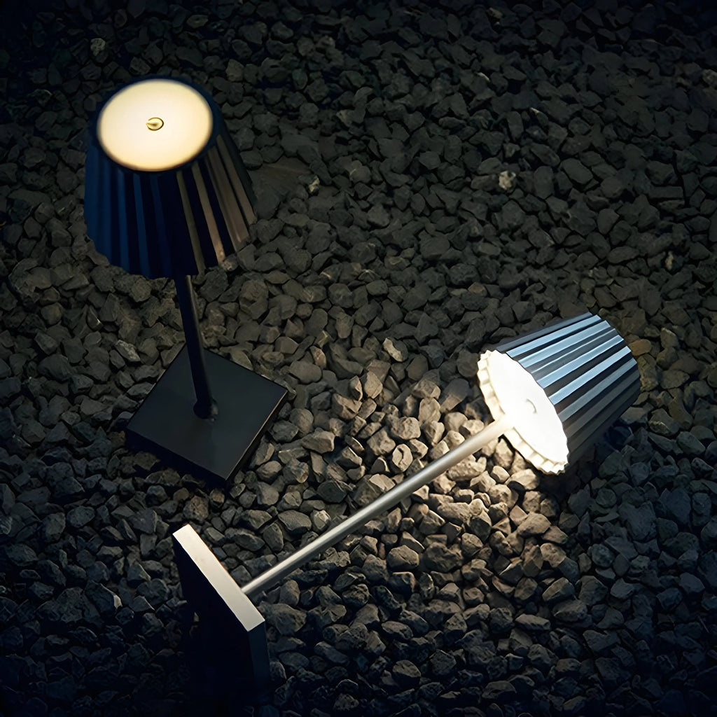 Luxury Scandinavian Wireless Table Lamp Arlo – Elegant LED Lighting with USB Charging Function