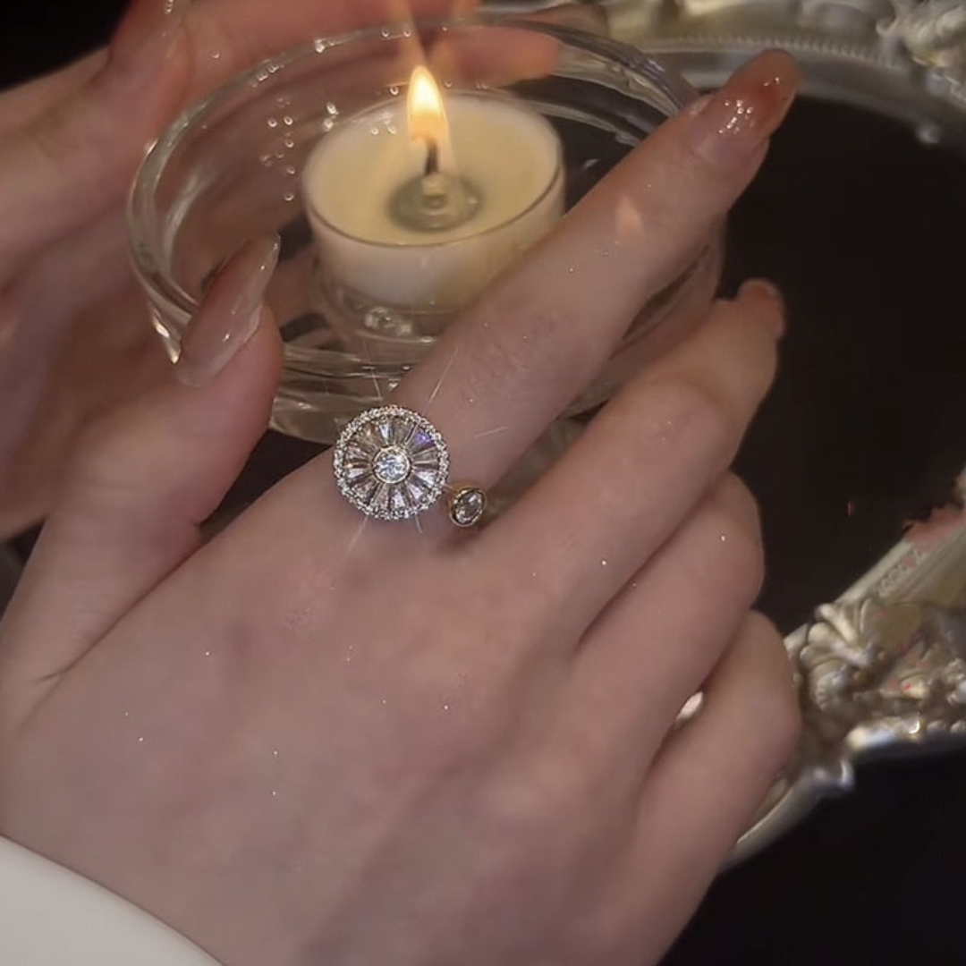 Serenio Spinner Ring - Stress Relief and Calming Jewelry