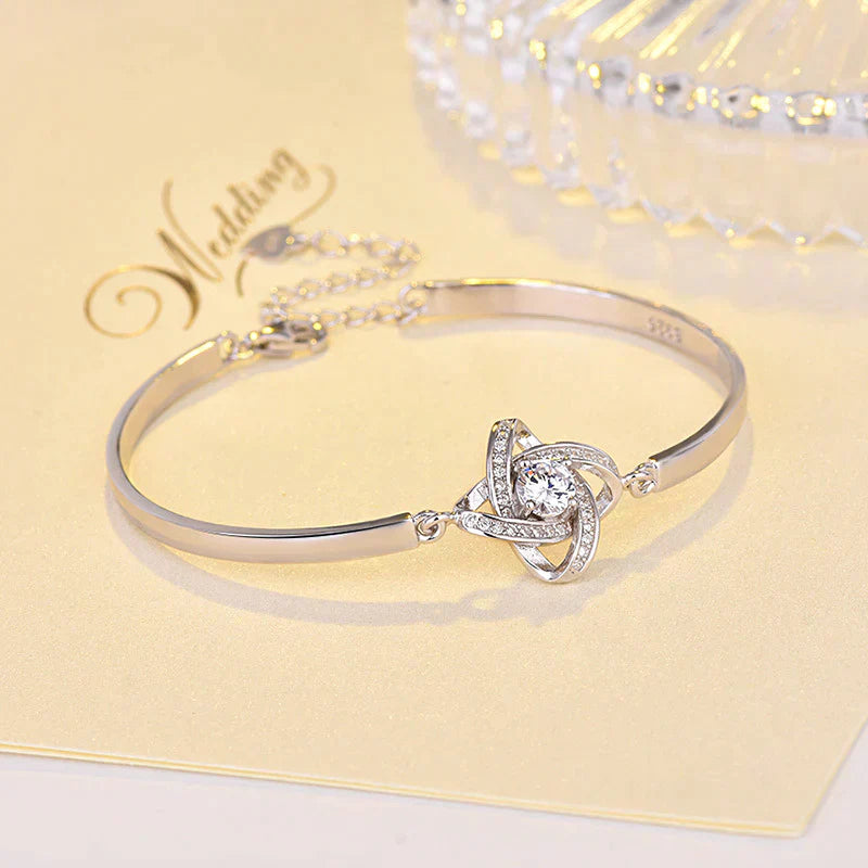 Stylish Love Knot Bracelet | Perfect for Everyday Wear!
