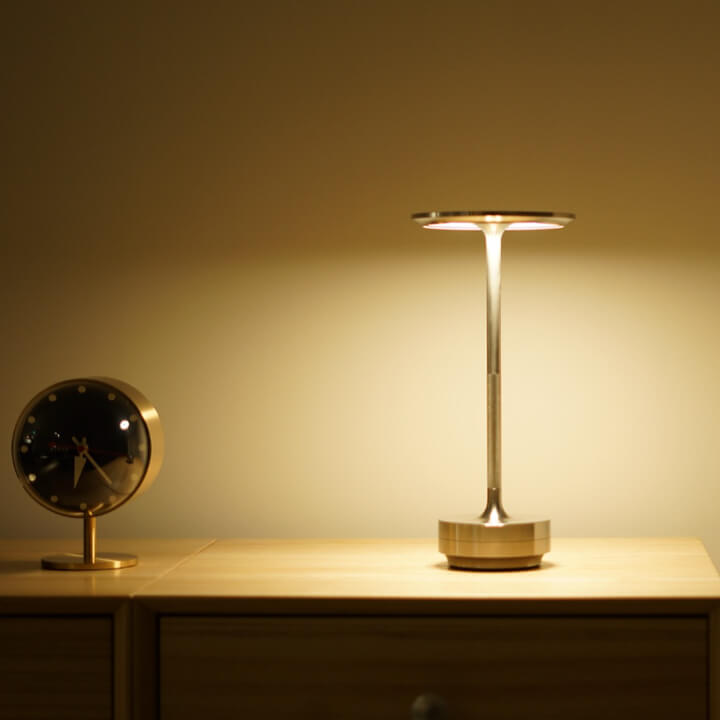 Lumiglow - Elegant Wireless Designer Lamp for Atmospheric Lighting