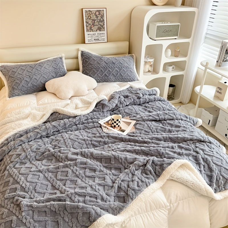 Vintage Luxury Double-Sided Fleece Blanket - Essential for Winter