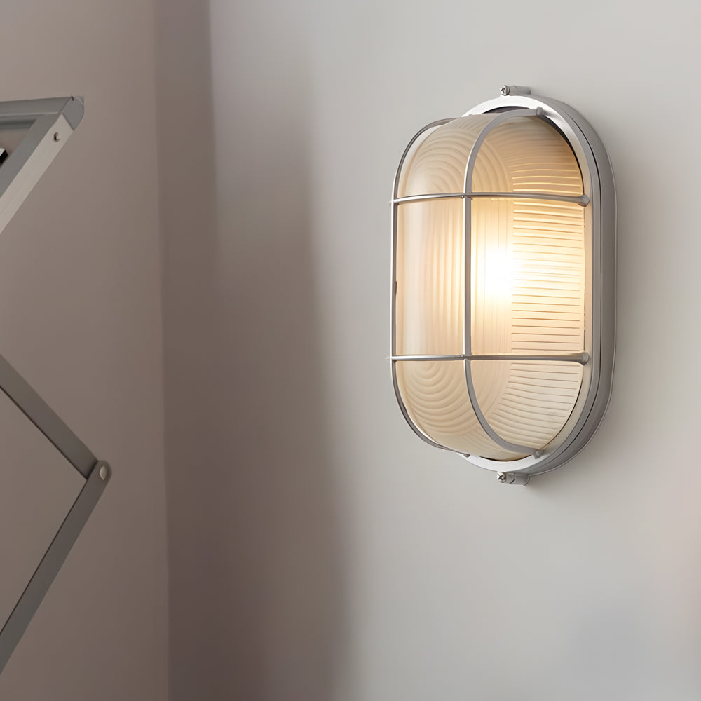 RetroGlow – Industrial Outdoor Wall Lamp