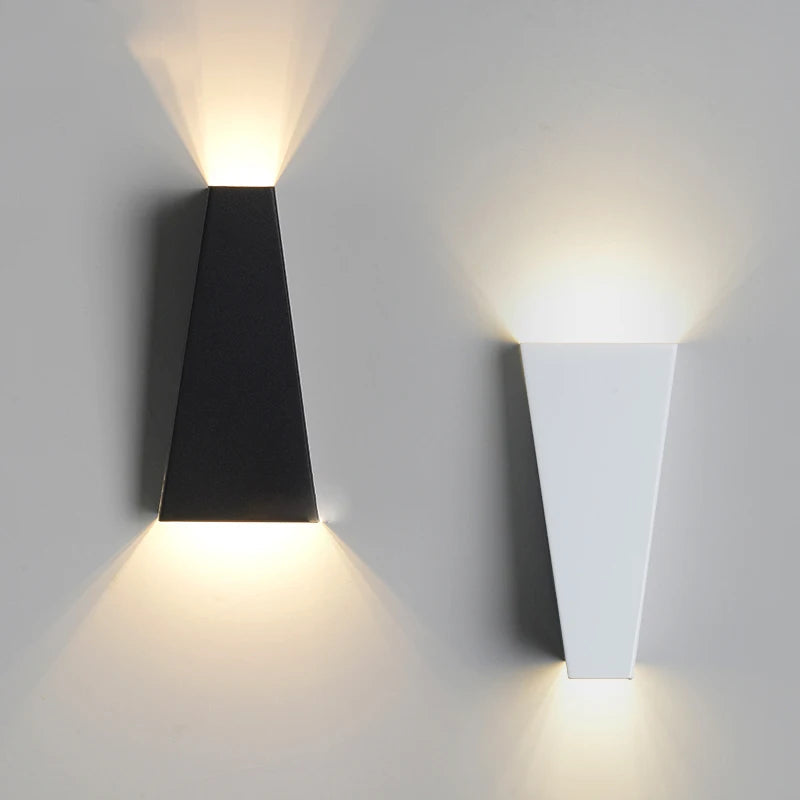 Luxury LED Wall Lamp LumiFort – Transform Your Interior With Style!