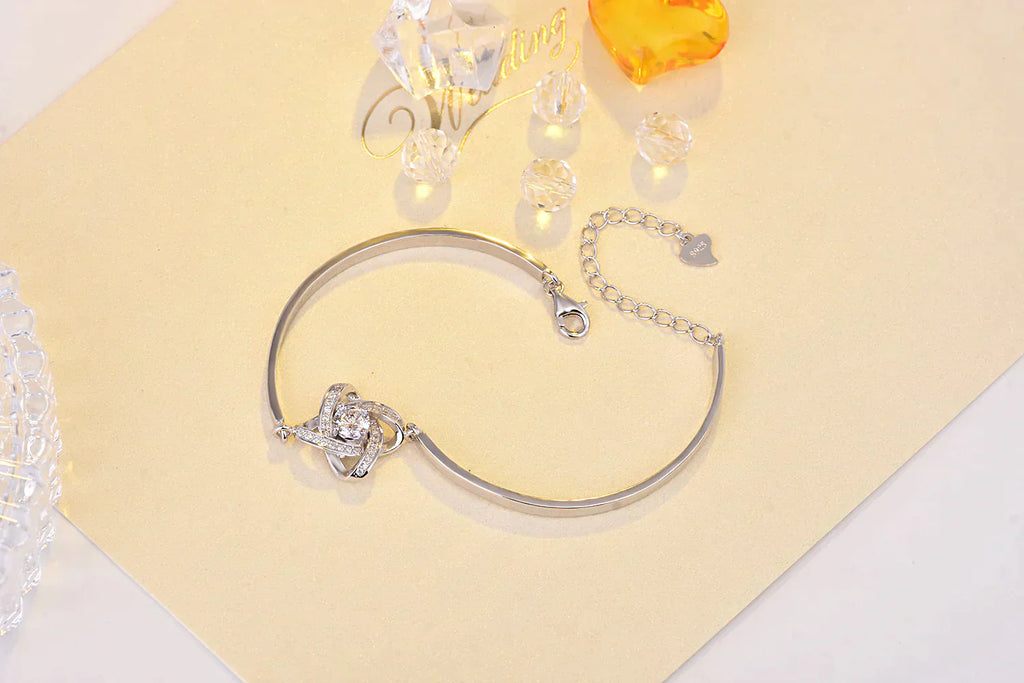 Stylish Love Knot Bracelet | Perfect for Everyday Wear!