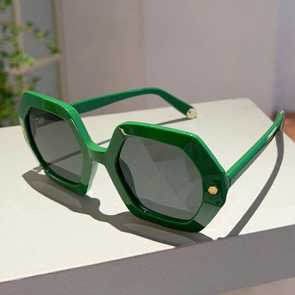 ReginaShade - Trendy Oversized Sunglasses for Women