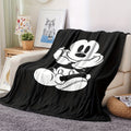 MickeyDream – Playful Fleece Blanket for Comfort