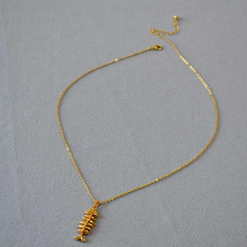 GoldenWeave Necklace - Elegant Herringbone Necklace