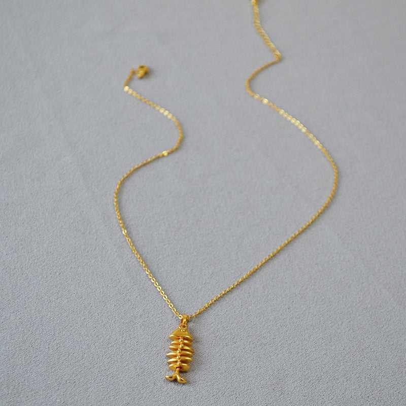 GoldenWeave Necklace - Elegant Herringbone Necklace