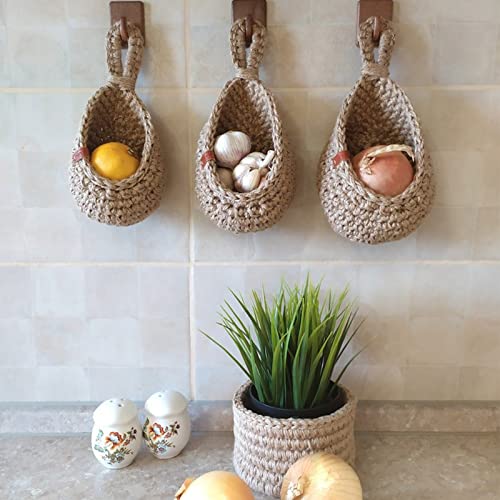 Stylish EcoWeave Hanging Basket - for Sustainable Storage of Fruits and Vegetables