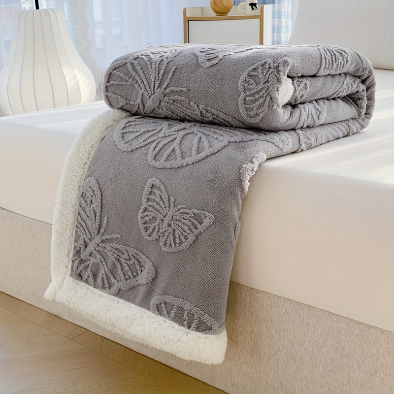 Cozy Luxe – Soft Fleece Blanket with Butterfly Design