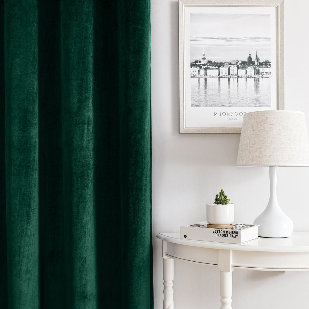 VelvetEase Curtains - Luxurious Thermal Velvet for Optimal Comfort
