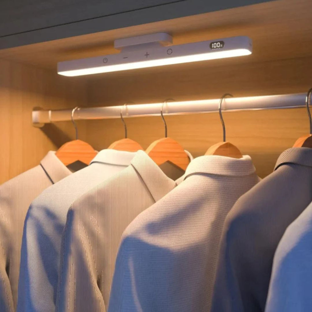 ClartéActive – Smart LED Lamp with Motion Sensor