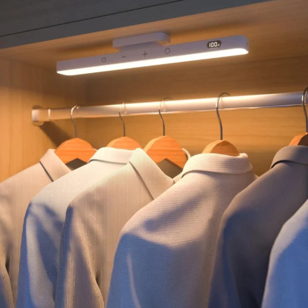 ClartéActive – Smart LED Lamp with Motion Sensor