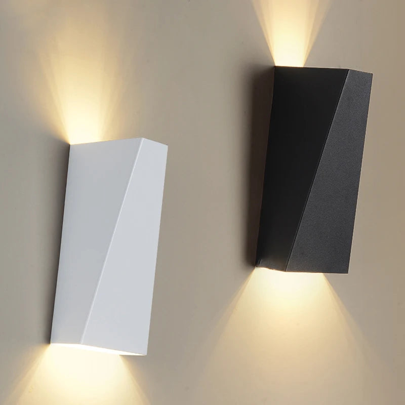 Luxury LED Wall Lamp LumiFort – Transform Your Interior With Style!