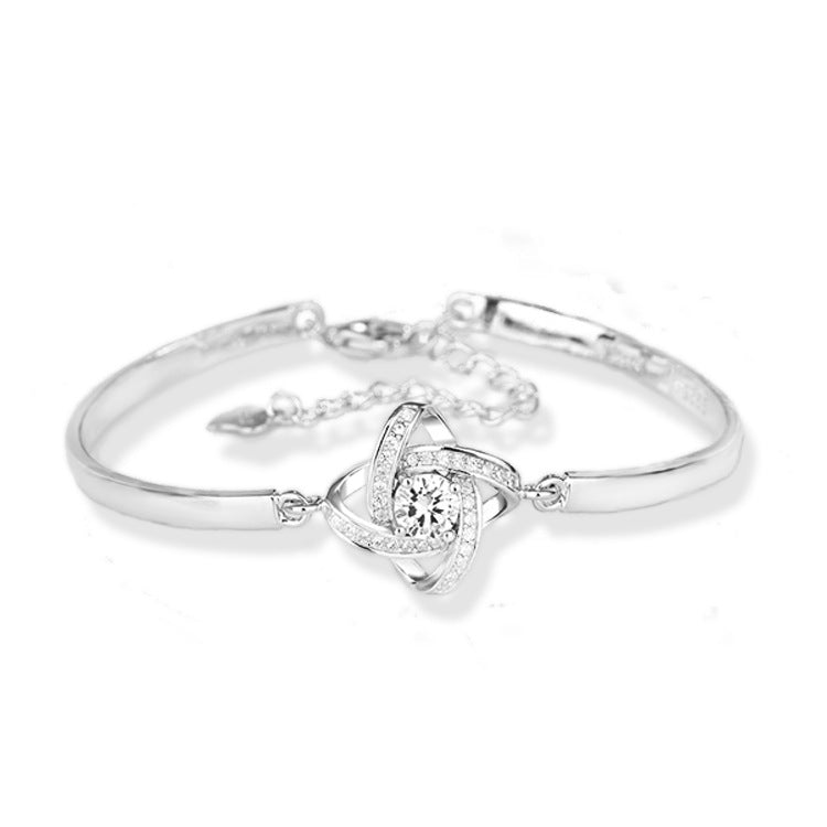 Stylish Love Knot Bracelet | Perfect for Everyday Wear!