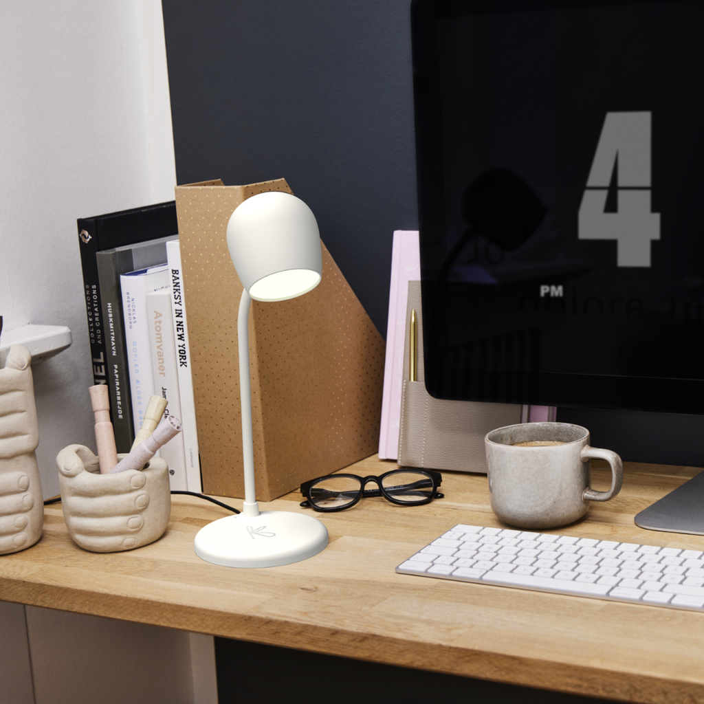 SmartGlow - LED Lamp with Bluetooth and Charging