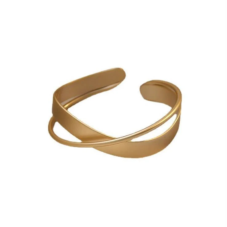 Golden Infinity Bracelet - Elisa Matte Finish