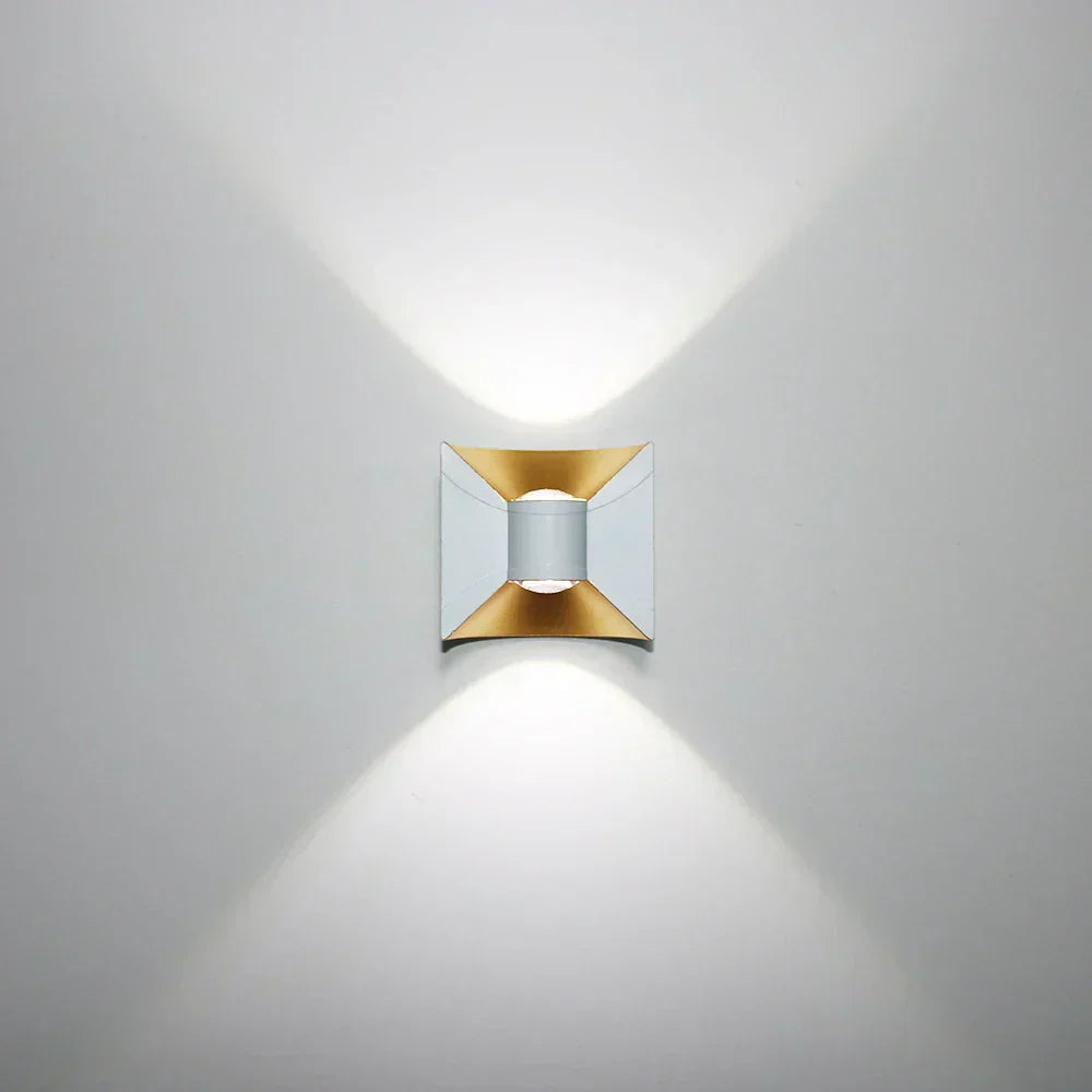 LumiereMurale Wandlamp - Stijlvolle LED Buitenverlichting voor Uw Tuin
