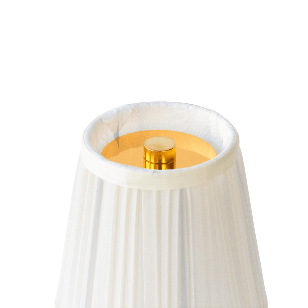 Refined Wireless Table Lamp with Dimming Function – CozyGlimmer