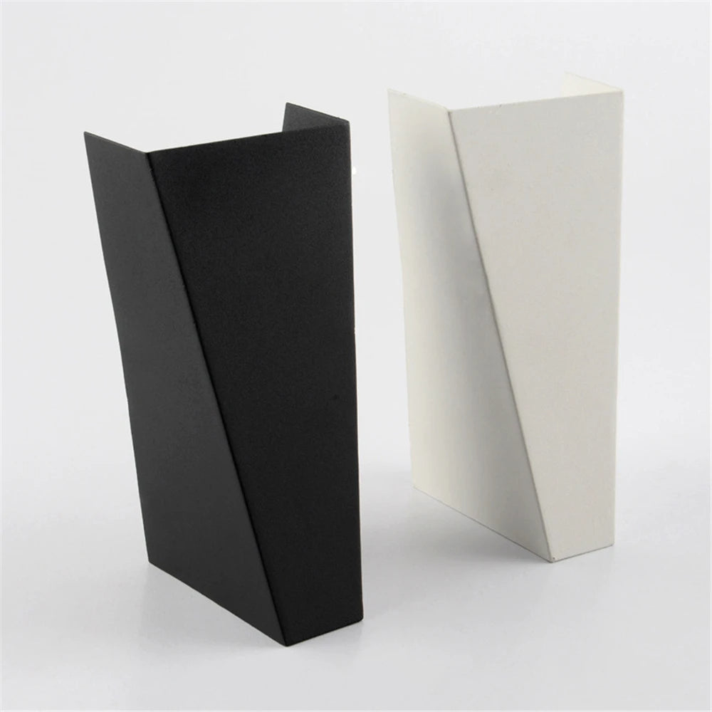 Luxury LED Wall Lamp LumiFort – Transform Your Interior With Style!