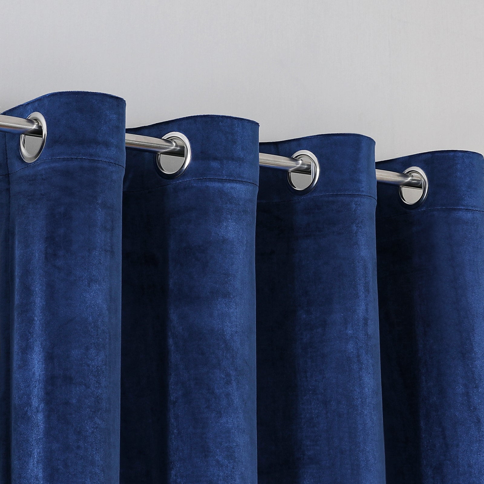 VelvetEase Curtains - Luxurious Thermal Velvet for Optimal Comfort
