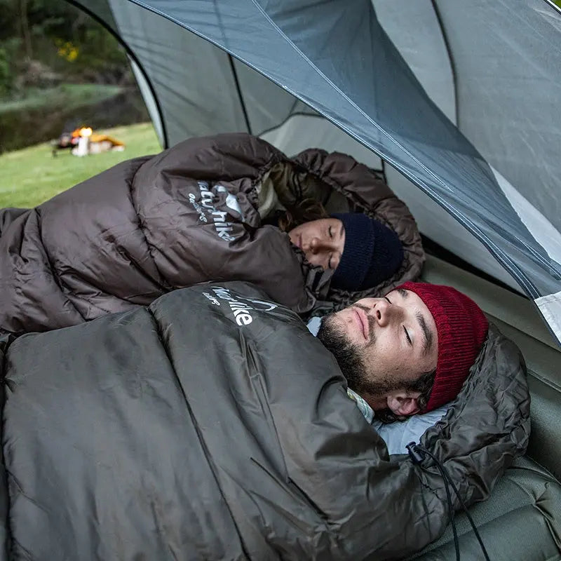 AlpineTrail - Luxury Mummy Sleeping Bag for Adventurers