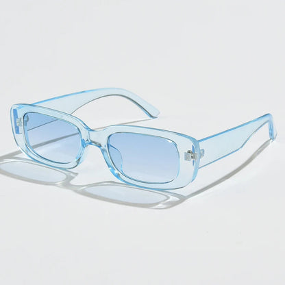 Hugo Shades – Retro Chic Sunglasses for a Stylish Look